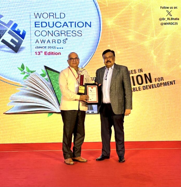 Hakevi Vice Chancellor Professor Tankeshwar Kumar honored with Education Leadership Award