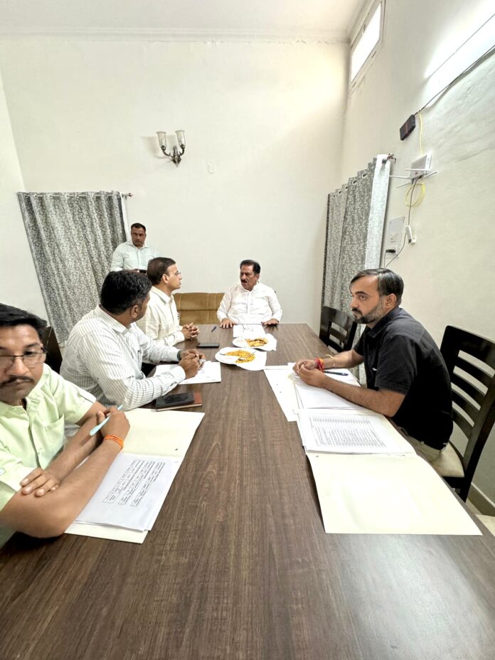 Urban Local Bodies Minister Subhash Sudha took a meeting of officials regarding development works.