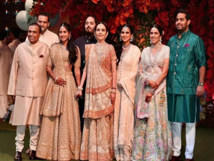 Anant Radhika Wedding: अनंत राधिका की शादी में पहुंचे ये खास लोग