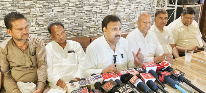 Corruption is rampant in all government departments: Bajrang Garg