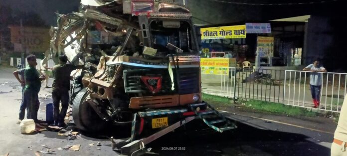 A tanker full of petrol collided with another tanker running behind