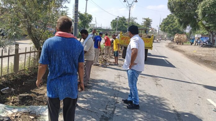 The corporation cleaned the main roads of the city by running a special campaign