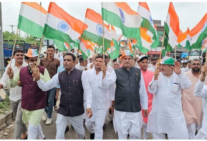 People became nationalist during the grand Tiranga Yatra in a vigorous and spectacular manner.