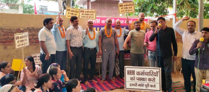 Protesting NHM employees got shaved, women workers lamented