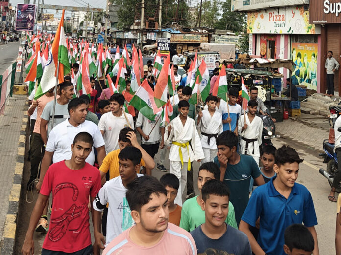 tricolor campaign for every house