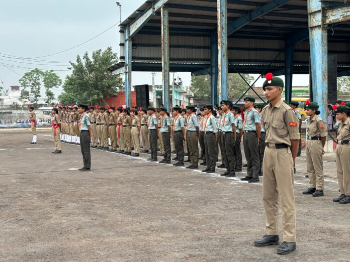 SDM inspected the rehearsal of Independence Day program