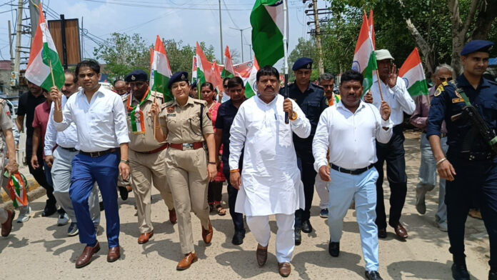 tricolor campaign for every house