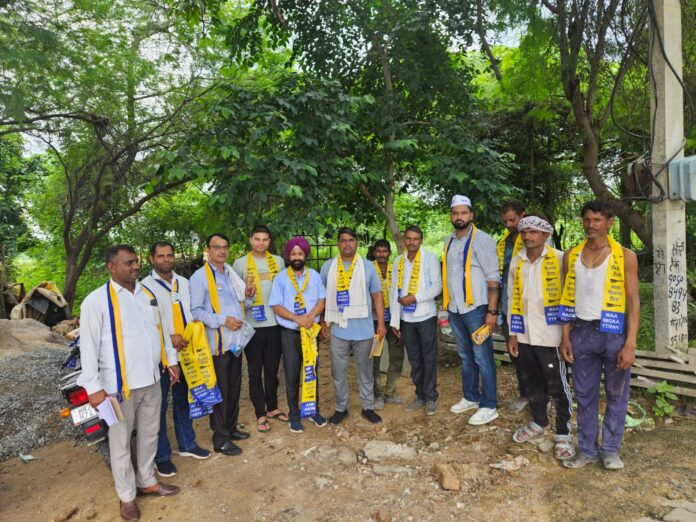 Aam Aadmi Party team did door-to-door campaign in villages