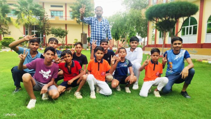 Students of Saraswati School won the block level Kho-Kho competition