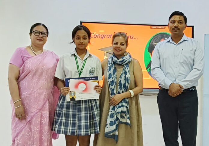 Student Avika Bhardwaj topped, awarded scholarship