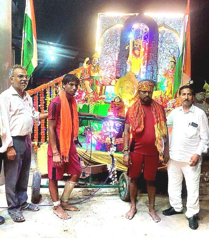 Mahashivratri festival celebrated with pomp in the temples of the area