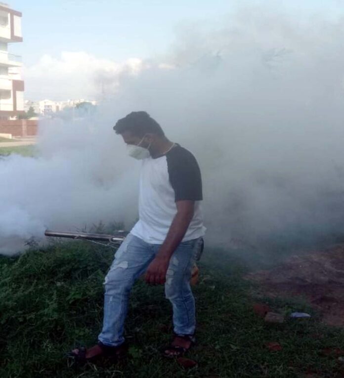 Fogging on daily basis to control mosquitoes