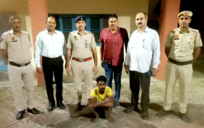 960 banned narcotic capsules recovered from a youth, accused youth arrested