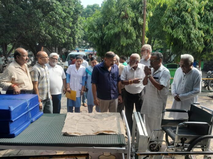 Arodvansh Samaj donated beds and wheel chairs to the Civil Hospital