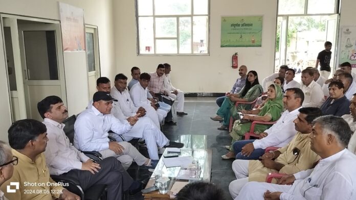 Review of development works and brainstorming on new projects took place under the chairmanship of District Council Chairman Mandeep Dalwas.