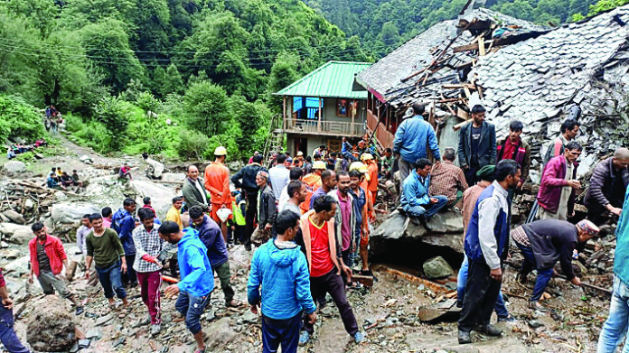 तेरंग में लापता लोगों की खोज जारी