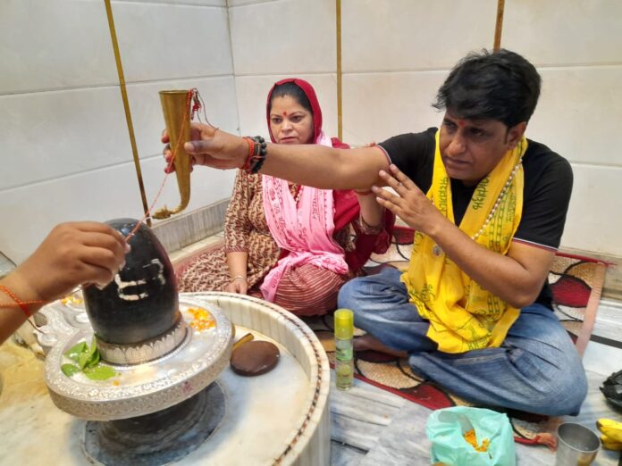 The festival of Shivratri was celebrated with great pomp by Maa Sheetla Mandir Seva Trust