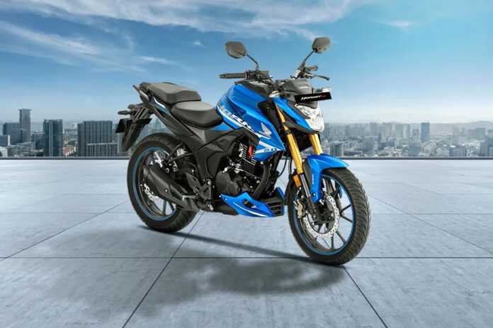 Honda Hornet 2.0 strong bike with killer features