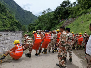 Himachal में 5 जगह बादल फटने से भारी तबाही