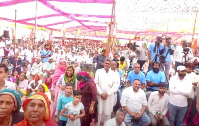 Congress MP Kumari Selja's Jansandesh Yatra reached Narnaul