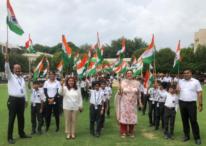 Panipat News Tricolor rally organized at Dr. M.K.K Arya Model School