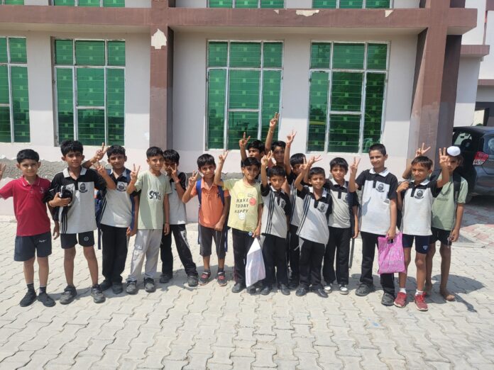 Students performed brilliantly in Kho-Kho and weightlifting competitions