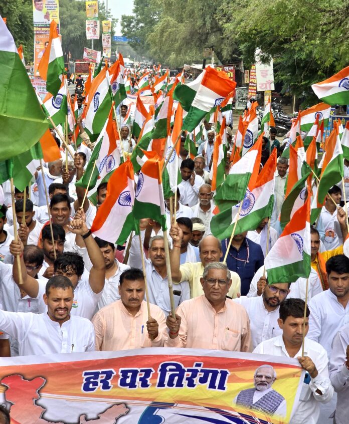 Tricolor campaign for every house-