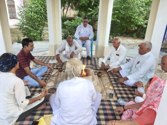 Shri Krishna Janmotsav celebrated by performing Yagya at Arya Samaj Headquarters