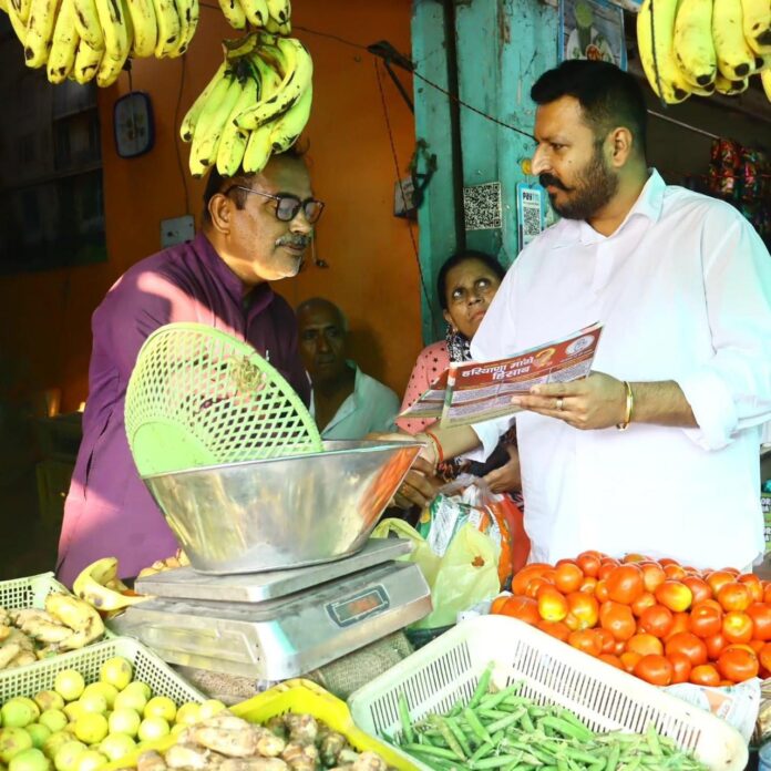 Congress leader Vishal Saini propagated Congress policies door to door