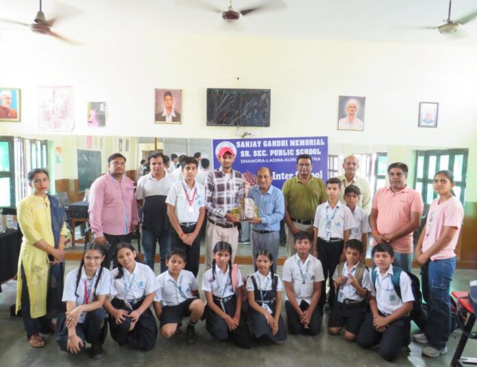 Students of Rational World School of the city organized chess competition