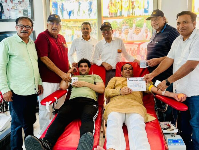 125 units of blood were donated in the camp at the office of Sarpanch Sundar Lal Yadav.