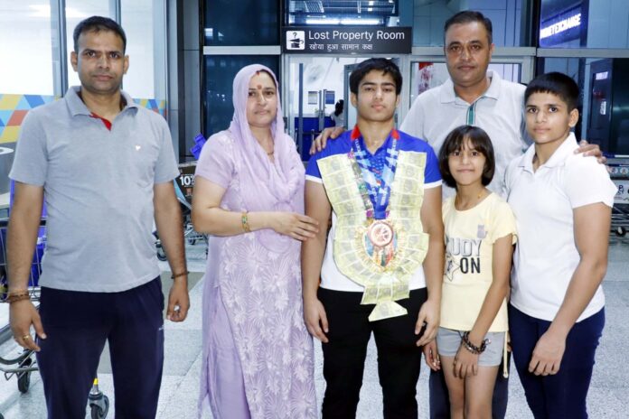 Srishti won bronze medal in World Junior Wrestling Championship