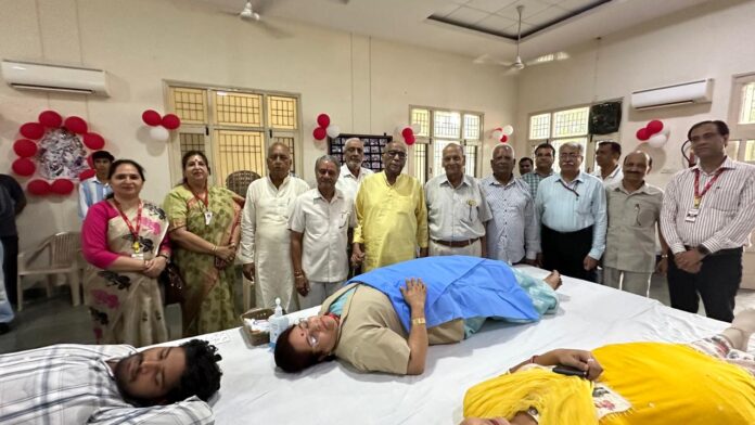 28th blood donation fair organized at Mukandlal National College on Friday