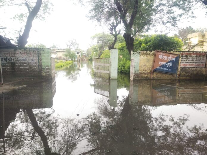 Government offices are also facing the problem of waterlogging