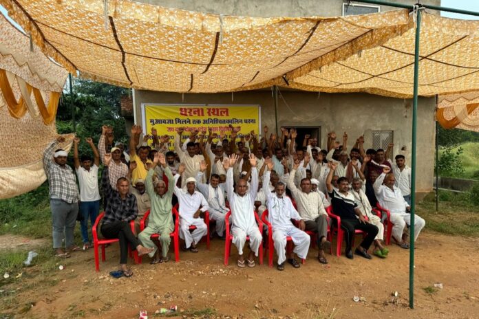 Villagers remain on strike in the mining area for the fifth day, demanding immediate action against the company from the District Deputy Commissioner