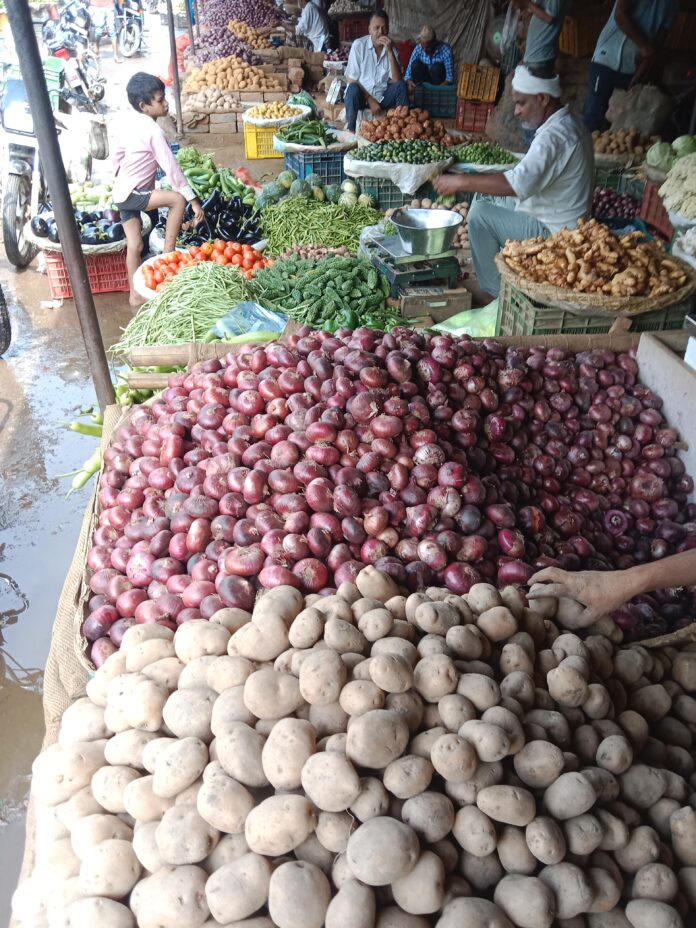 Inflation hit vegetables due to rain