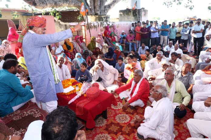 Rewari people made up their mind to support and give strength to the lotus flower: Laxman