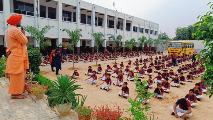 Campers were made to practice all-round beauty exercises at Kadma School.