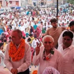 Comrade Om Prakash was warmly welcomed by the people during the public relations campaign