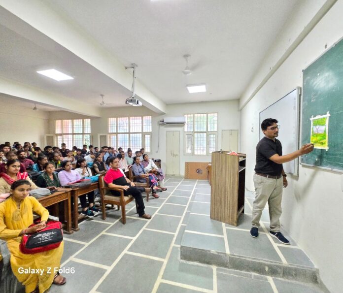 Arts and Crafts workshop organized at Government College Mahindergarh