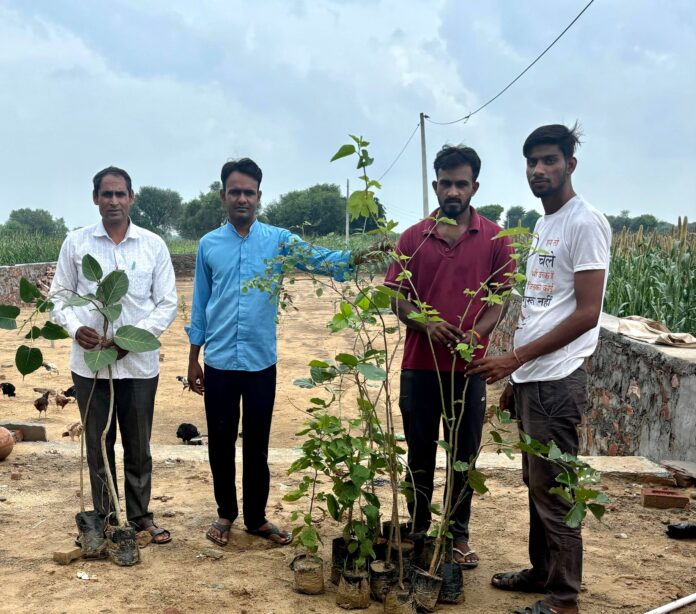 Prayas Shri Balaji Sanstha gave the message of environmental protection by planting trees