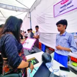 Class 10 student Tanmay designed a helmet that can sense the smell of alcohol