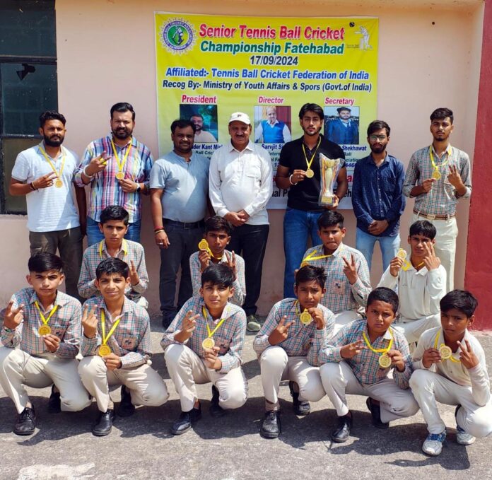 Bal Bharti School team won the Senior Tennis Ball Cricket Championship