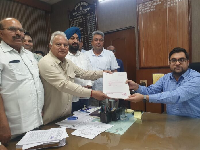 Raman Tyagi from Munanagar and former Congress minister Akram Khan from Jagadhari filed their nominations