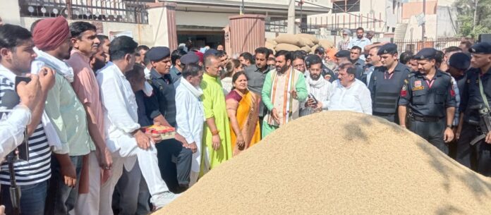 Haryana Chief Minister Naib Singh said that the purchase of farmers' paddy would be done one by one.