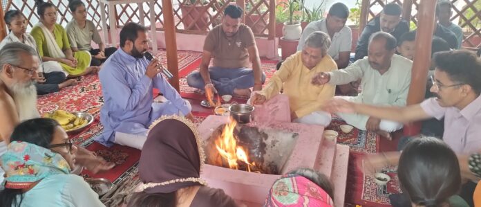 Monthly Yagna organized in Vatsalya Vatika located in Brahma Colony