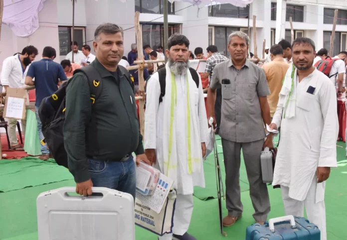 Polling parties left for polling stations in view of the assembly elections