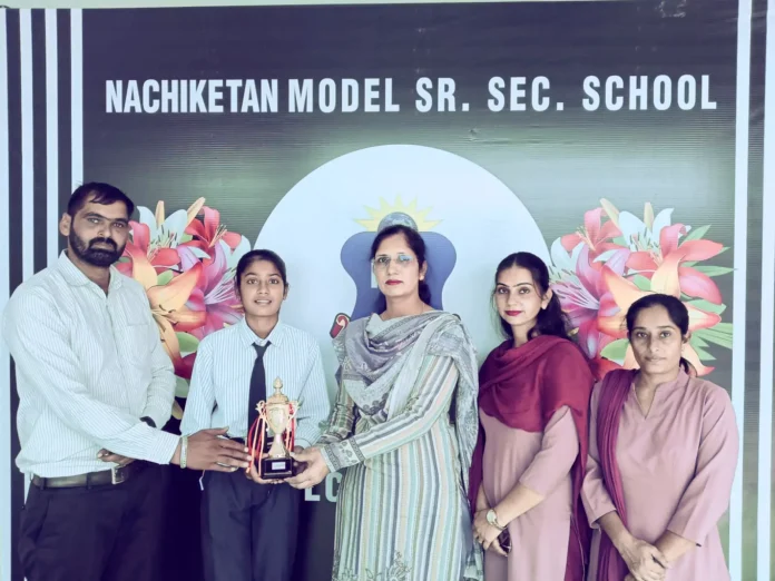 Sakshi of Nachiketan Model School selected at state level in essay writing