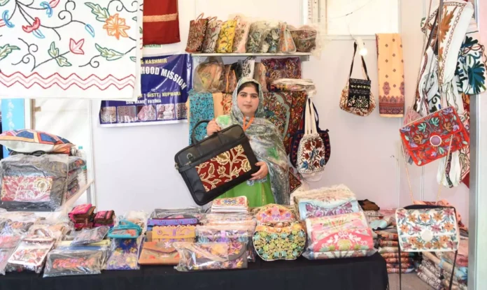 Saras Mela is presenting the stories of successful women entrepreneurs