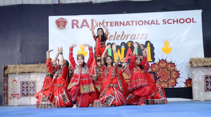 Students showed talent in Diya-Matka decoration and Rangilo competition